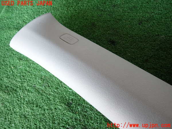 2UPJ-9237257660]ボルボ・XC60(UD4204TXC)左フロントピラートリム 中古_3