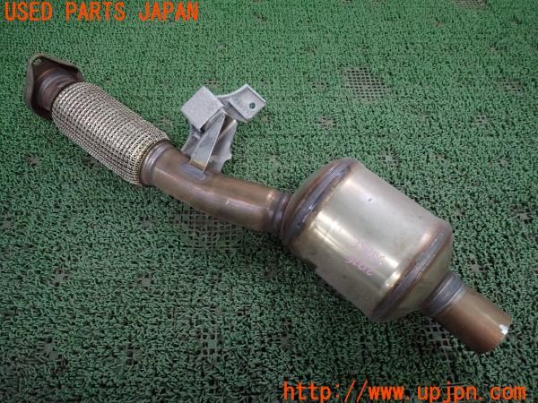 3UPJ=9237260159]ベンツ A200 d(177012 W177)純正 A2474906202 触媒 中古_2