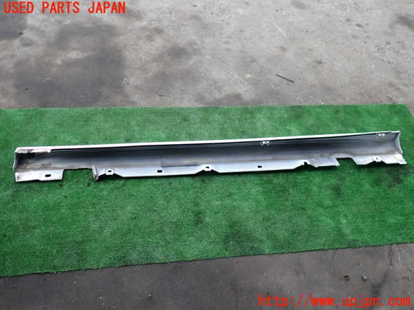 2UPJ-9237261390]ベンツ A200 d(177012)(W177)右サイドステップ (ジャンク品) 中古_5