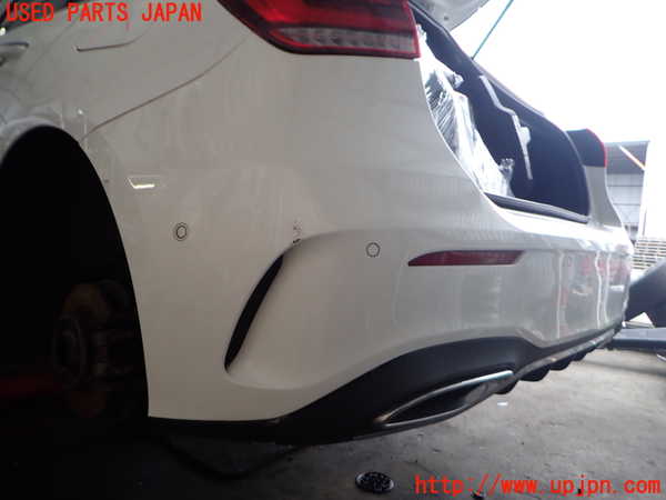 2UPJ-9237261610]ベンツ A200 d(177012)(W177)リアバンパー (ジャンク品) 中古_2