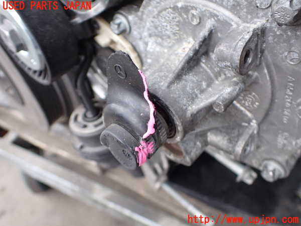 2UPJ-9237262010]ベンツ A200 d(177012)(W177)エンジン 654 (ジャンク品) 中古_2