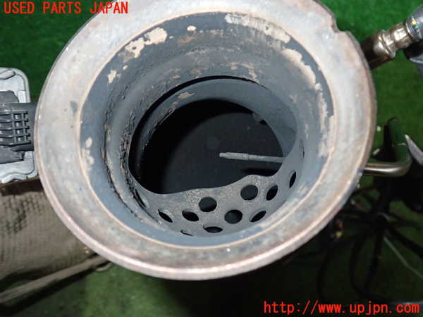 2UPJ-9237262661]ベンツ A200 d(177012)(W177)触媒1 中古_3