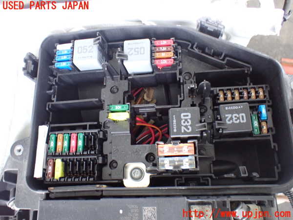 2UPJ-9237266742]ベンツ A200 d(177012)(W177)ヒューズボックス2 中古_2