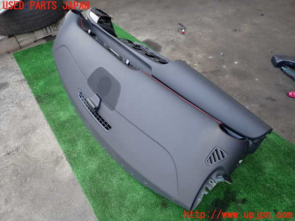 2UPJ-9237267505]ベンツ A200 d(177012)(W177)ダッシュボード 中古_2