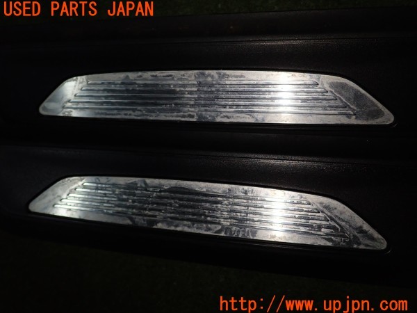 3UPJ=9237270616]BMW 420i グランクーペ Mスポーツ(4A20 F36)前期 純正 スカッフプレート 中古_3