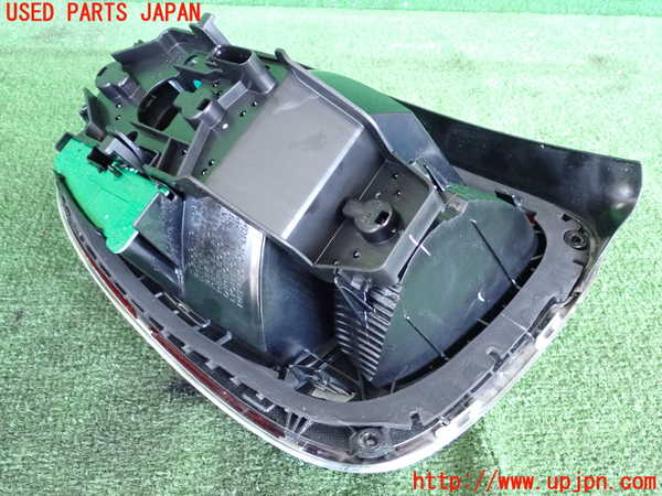 2UPJ-9237281530]BMW ミニ(MINI)クーパーSD(XT20)(F55)右テールランプ 中古_2