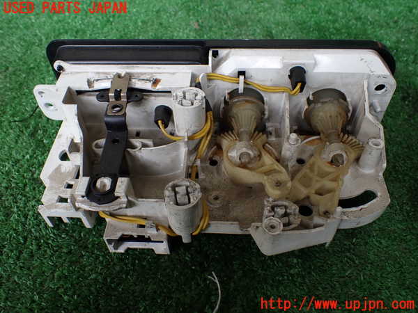 1UPJ-9237296066]スターレット(EP91)エアコンスイッチ1 中古_2