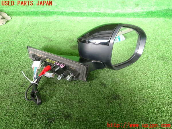 2UPJ-9237301210]プリウス(MXWH60)右ドアミラー (ジャンク品) 中古_4