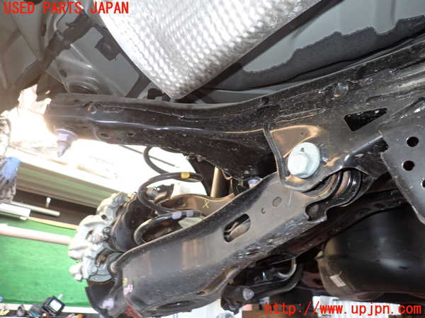 2UPJ-9237305295]プリウス(MXWH60)リアメンバー 中古_3