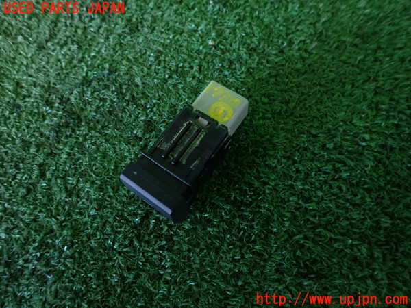 2UPJ-9237306311]プリウス(MXWH60)スイッチ6 (AC 100V) 中古_2