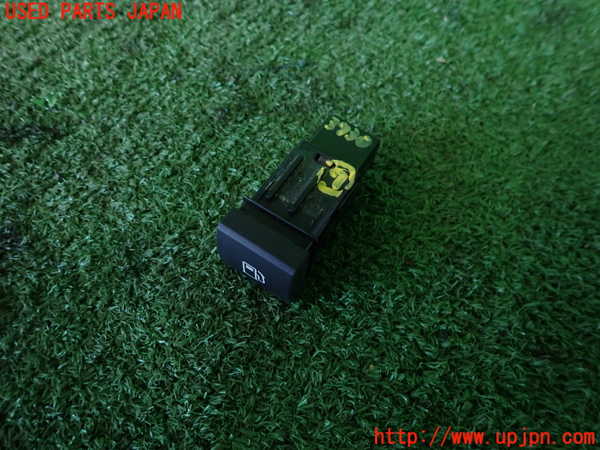 2UPJ-9237306312]プリウス(MXWH60)スイッチ7 (フューエル) 中古_2