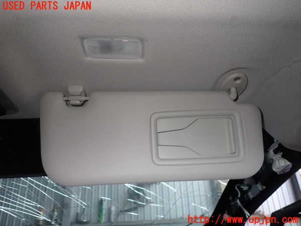 2UPJ-9237307625]プリウス(MXWH60)室内サンバイザー右側 中古_2