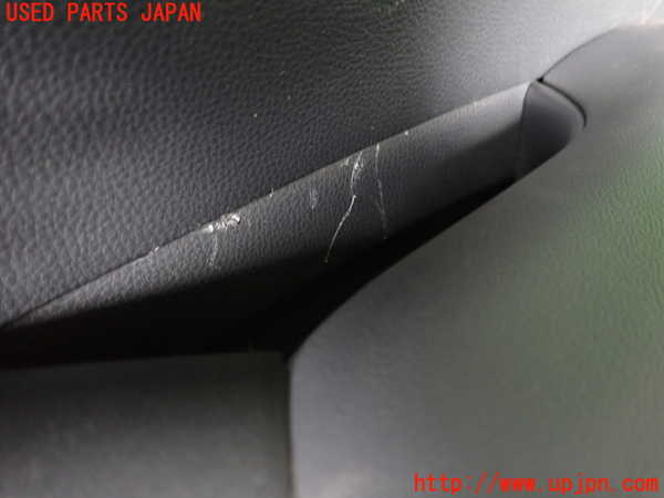 2UPJ-9237301294]プリウス(MXWH60)右後ドア内張り 中古_3
