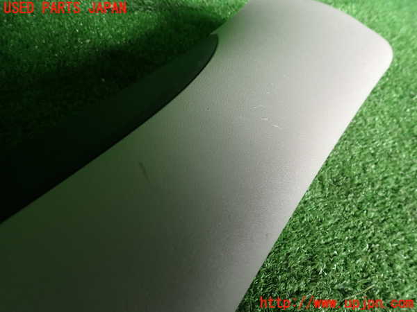 2UPJ-9237307655]プリウス(MXWH60)右フロントピラートリム 中古_2