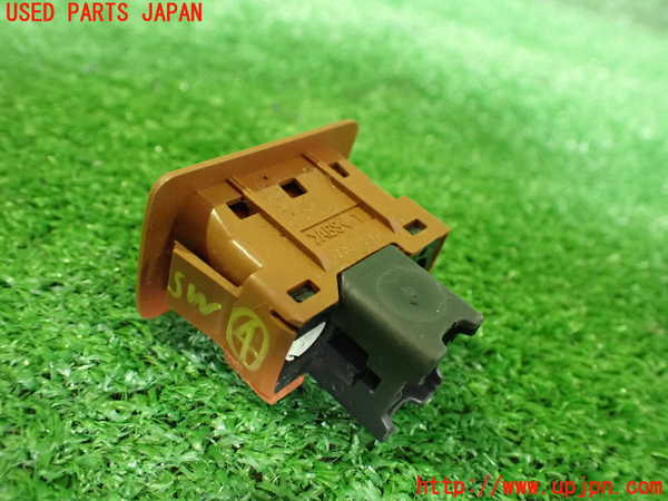 2UPJ-9237316309]ロードスター(NCEC)スイッチ4(シートヒーター) 中古_2