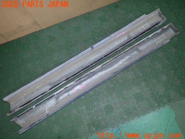 3UPJ=9237320025]ポルシェ カイエン S(9PA00 955型)テックアート MAGNUM マグナム 048.100.350.101 サイドステップ サイドスカート 中古_4