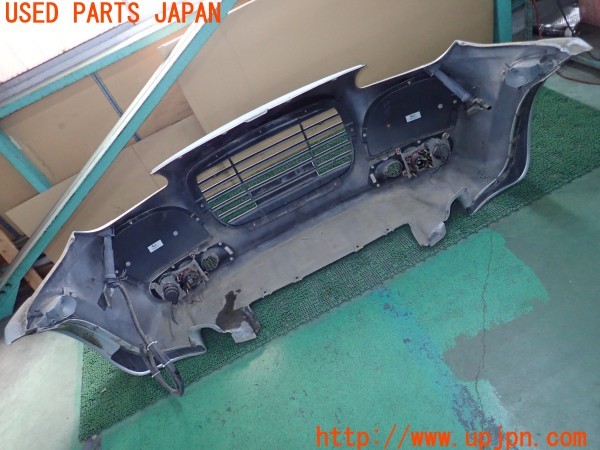 3UPJ=9237320048]ポルシェ カイエン S(9PA00 955型)テックアート MAGNUM マグナム 048.100.150.100 フロントバンパー 中古_4