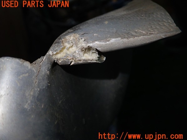 3UPJ=9237320048]ポルシェ カイエン S(9PA00 955型)テックアート MAGNUM マグナム 048.100.150.100 フロントバンパー 中古_5