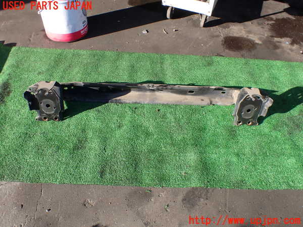 2UPJ-9237321014]ポルシェ・カイエン S(9PA00)フロントバンパーホースメント 中古_2