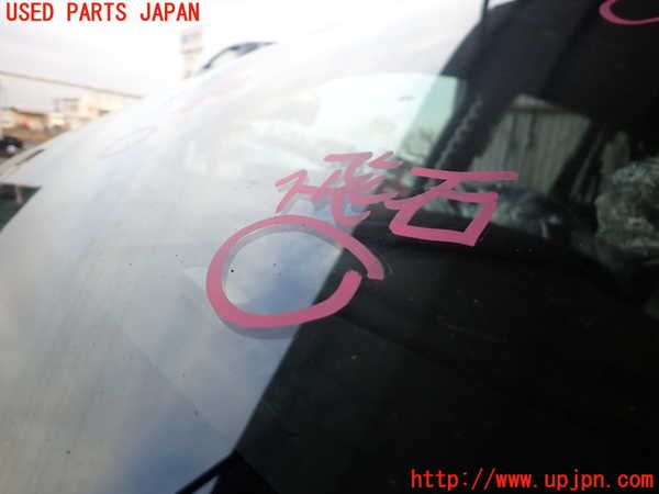 2UPJ-9237321195]ポルシェ・カイエン S(9PA00)フロントガラス 中古(43R-00168 M948)_4