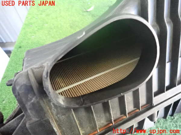 2UPJ-9237322560]ポルシェ・カイエン S(9PA00)エアクリーナーボックス 中古_3