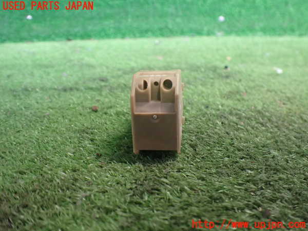 2UPJ-9237326309]ポルシェ・カイエン S(9PA00)スイッチ4 中古_2