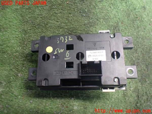 2UPJ-9237326311]ポルシェ・カイエン S(9PA00)スイッチ6 中古_2