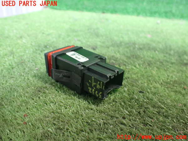 2UPJ-9237326290]ポルシェ・カイエン S(9PA00)ハザードスイッチ 中古_2