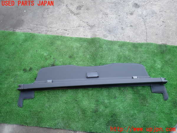 2UPJ-9237327761]ポルシェ・カイエン S(9PA00)トノカバー1 中古_2