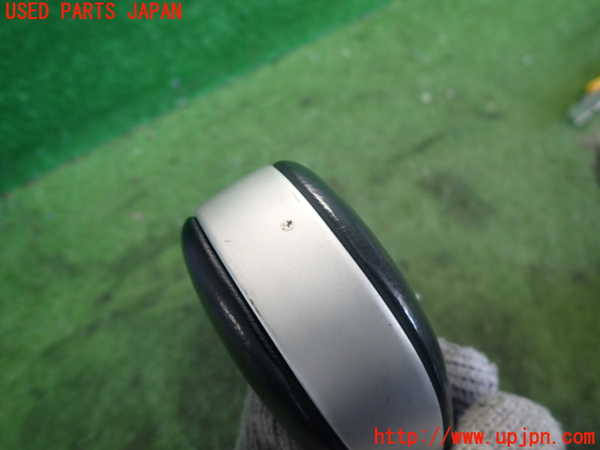 2UPJ-9237327570]ポルシェ・カイエン S(9PA00)シフトノブ 中古_3