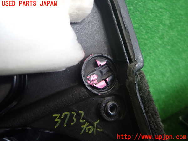 2UPJ-9237321234]ポルシェ・カイエン S(9PA00)右前ドア内張り 中古_4