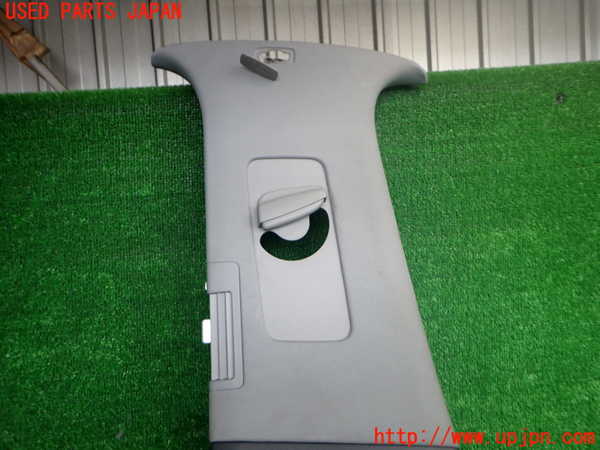 2UPJ-9237327670]ポルシェ・カイエン S(9PA00)左センターピラートリム 中古_2