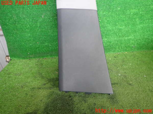 2UPJ-9237327670]ポルシェ・カイエン S(9PA00)左センターピラートリム 中古_3