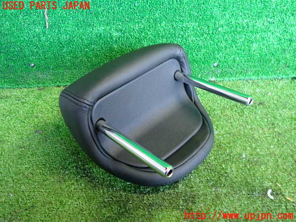 2UPJ-9237327130]ポルシェ・カイエン S(9PA00)真中2列目ヘッドレスト 中古_4