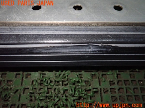 3UPJ=9237330025]パジェロ ロング スーパーエクシード(V75W)前期 純正 サイドステップ 中古_3