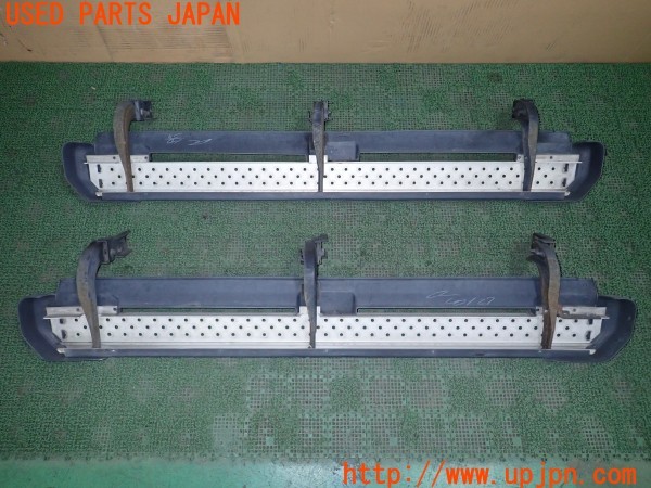 3UPJ=9237330025]パジェロ ロング スーパーエクシード(V75W)前期 純正 サイドステップ 中古_5