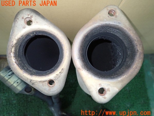 3UPJ=9237330159]パジェロ ロング スーパーエクシード(V75W)前期 純正 触媒 中古_3