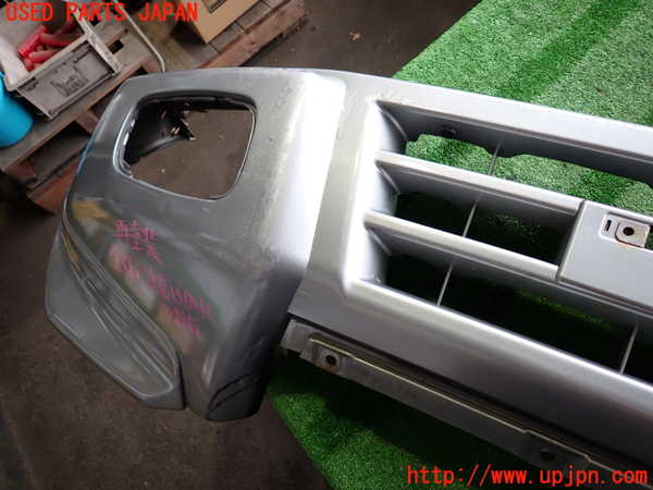 2UPJ-9237331010]パジェロ(V75W)フロントバンパー 中古_2