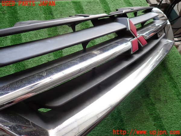 2UPJ-9237331050]パジェロ(V75W)ラジエターグリル 中古_2