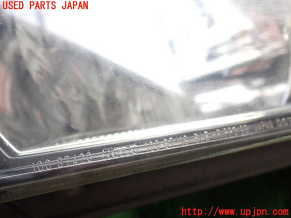 2UPJ-9237331132]パジェロ(V75W)左ヘッドライト ハロゲン 中古_2