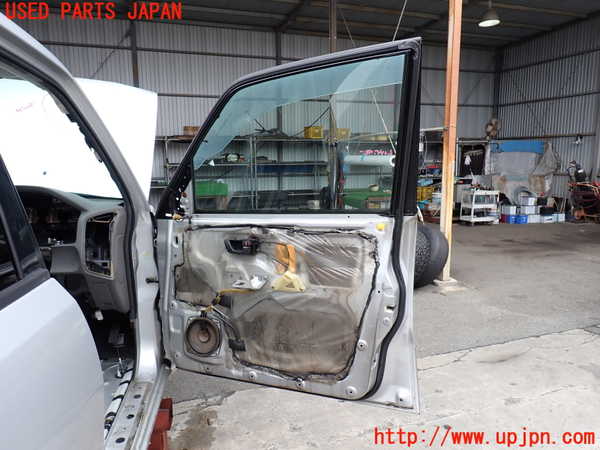 2UPJ-9237331230]パジェロ(V75W)右前ドア 中古 ASAHI M2H3 43R-00033_5