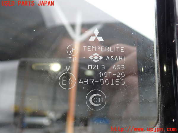 2UPJ-9237331290]パジェロ(V75W)右後ドア 中古 ASAHI M2L3 43R-00150_4