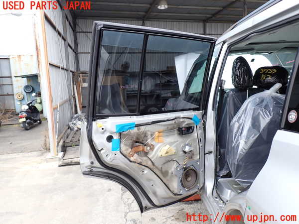 2UPJ-9237331320]パジェロ(V75W)左後ドア 中古 ASAHI M2L3 43R-00150_5