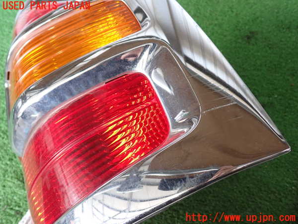 2UPJ-9237331530]パジェロ(V75W)右テールランプ 中古_2