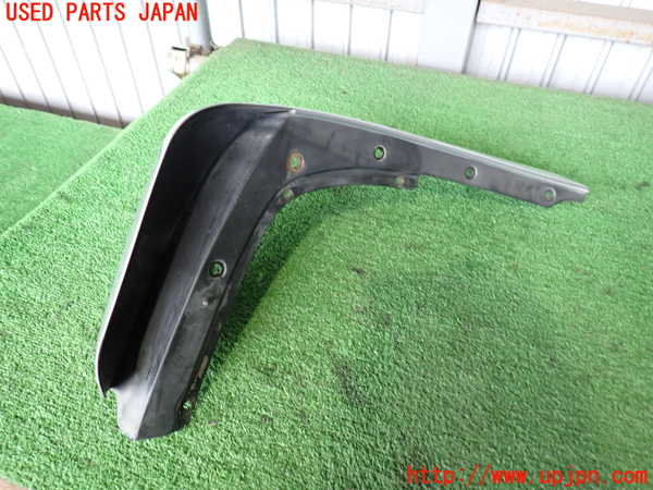 2UPJ-9237331454]パジェロ(V75W)右リアマッドガード(泥除け) 中古_3