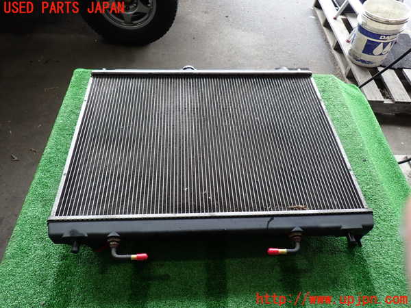 2UPJ-9237332321]パジェロ(V75W)ラジエーター1 中古_4