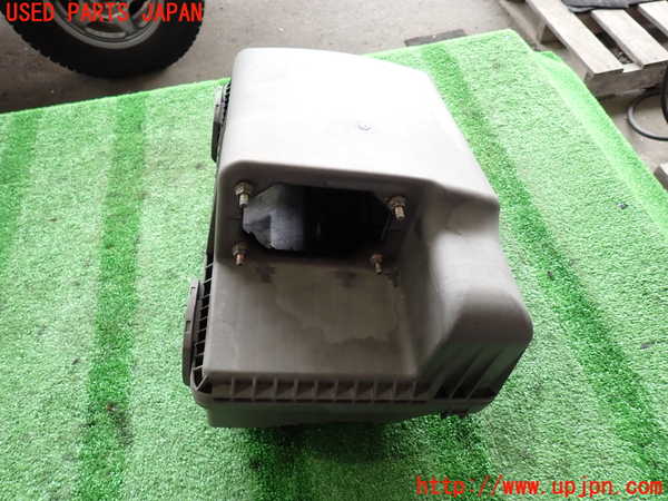 2UPJ-9237332560]パジェロ(V75W)エアクリーナーボックス 中古_2