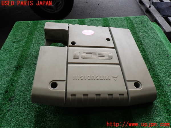 2UPJ-9237332160]パジェロ(V75W)エンジンアッパーカバー 中古_2