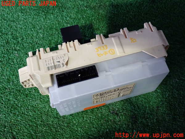 2UPJ-9237336741]パジェロ(V75W)ヒューズボックス1(室内運転席側) 中古_2