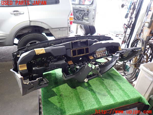 2UPJ-9237337505]パジェロ(V75W)ダッシュボード 中古_5